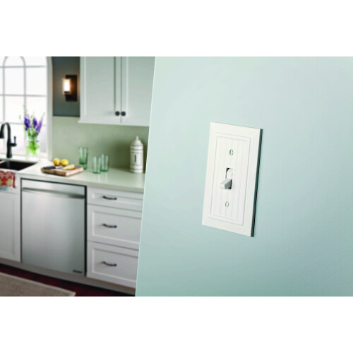Franklin Brass Classic Beadboard Single Duplex Wall Plate in Pure White 1