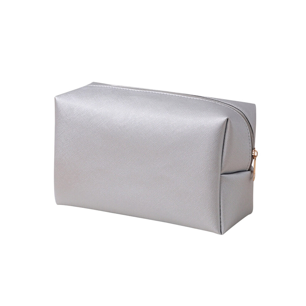 Txmfgh Travel Makeup Organizer: Chic and Compact Bag for Women on the Move
