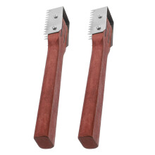 2Pcs Fish Scrapers Labor-Saving Sawtooth Design Red Wood Kitchen Tools