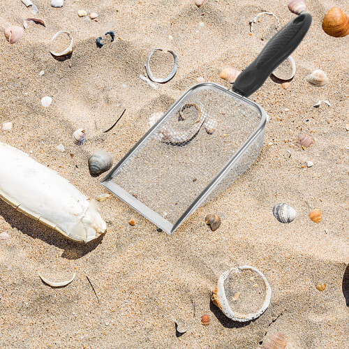 Eease 2pcs Beach Mesh Shovel for Shell Collecting Sand Filter Scooper 2