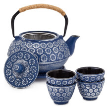 Japanese Cast Iron Teapot Set with Cups, 32oz Blue, Enhanced Heat Retention, Stainless Steel Infuser