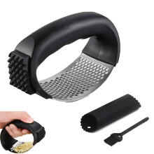 Stainless Steel Garlic Press and Crusher with Peeler Brush, Ergonomic Grip, Dishwasher Safe (Black)