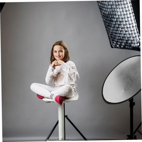 2 in 1 Photography Reflector and Camera Light Diffuser Foldable for Soft Shadows and Pro Quality 1
