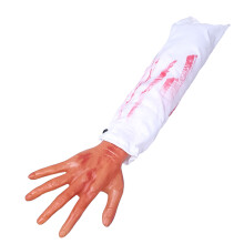2 Pcs Simulation Broken Hand Latex Bloody Halloween Prop