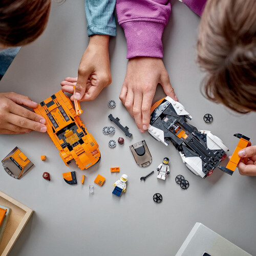 LEGO LEGO Speed Champions Featuring 2Iconic Race Car 2