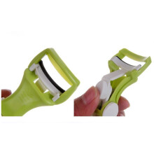 2Pcs Mini Eyelash Curler Tweezer White Beauty Clip for Makeup Use