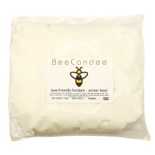 BeeCandee Bee Fondant - Beekeeping Supplies UK - Bee Feed Food 3kg (2 x 1.5kg pouches)