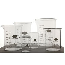 Simax 2 Litre Glass Laboratory Beaker 2000ml | 13 Different Low Form Lab Beaker Sizes | Available from 5ml to 5000ml | All Borosilicate 3.3 Glass