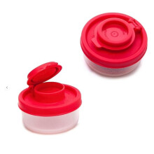 2Pcs Red Small Salt And Pepper Shakers For On The Go - Mini Shaker Set For Salt And Pepper With Lid To Take, Camping And To-Go, Salt Shakers, Salt an