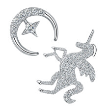 2Paren Zilveren Oorstekers Unicorn & , Damesoorbellen