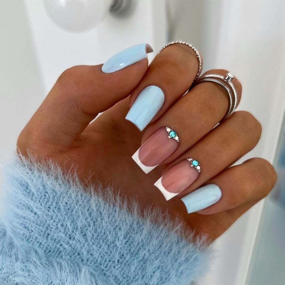 Blue French Tip Press On Nails Short Square Fake Nails with Glue Reusable Artificial Nails 24pcs