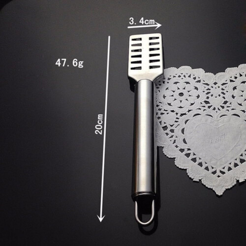 Stainless steel fish scale tool for easy and effective use in the kitchen 2