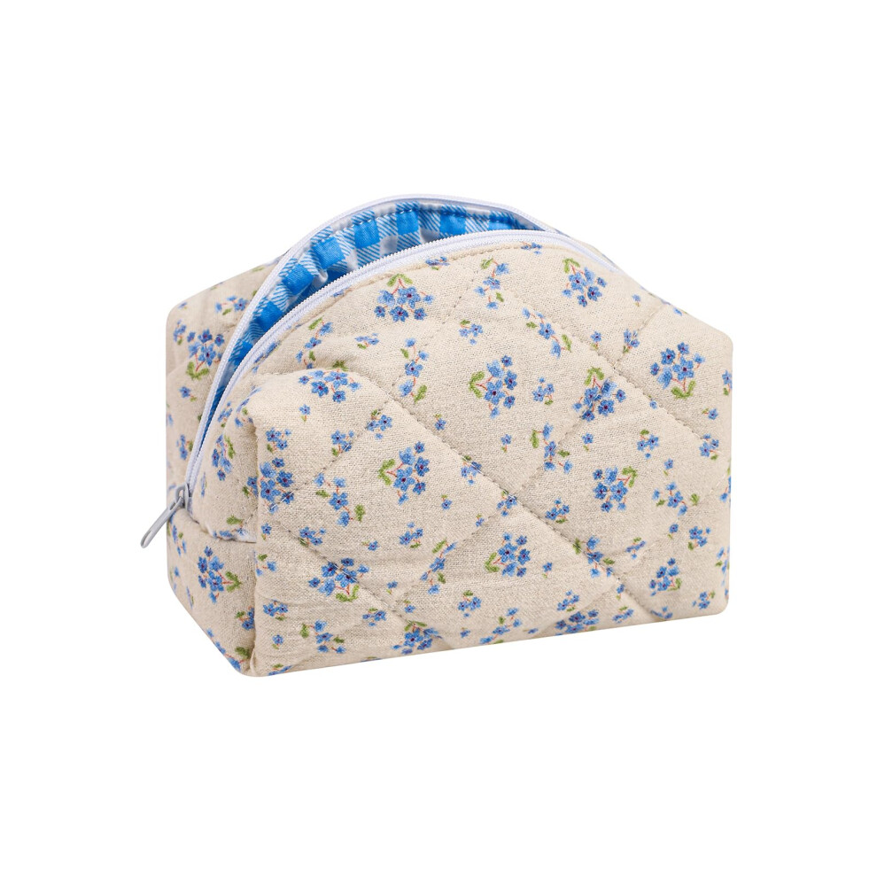 Small Floral Quilted Makeup Bag with Coquette Bear, Cotton Travel Cosmetic Pouch for Women Girls