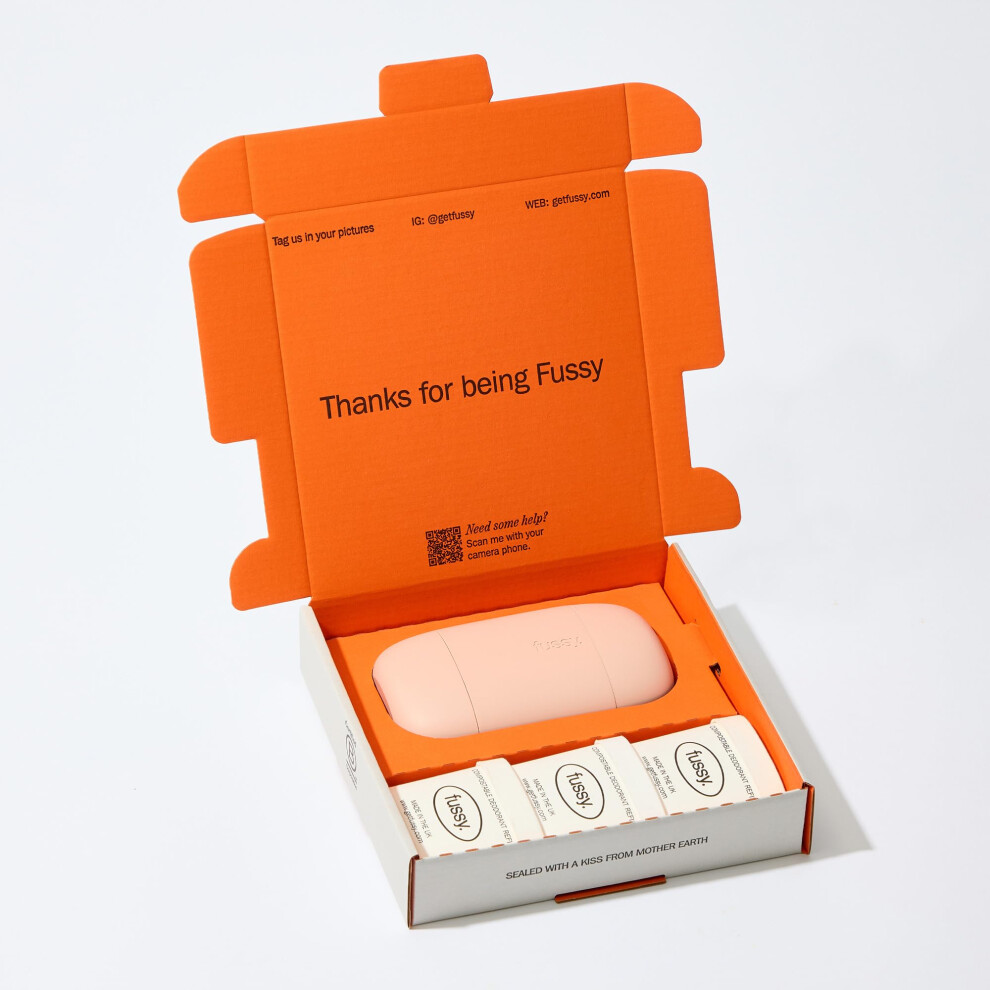 Fussy Pink - Natural Refillable Deodorant - Aluminium Free - 24 Hour Protection - Floral Scent (3 X 40G) & Blush Case - Cedar, Cinnamon And Patchouli