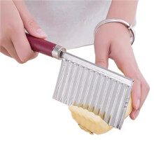 Crinkle Cutter Stainless Steel Wavy Potato Slicer Knife with Ergonomic Grip for Vegetables and Fries