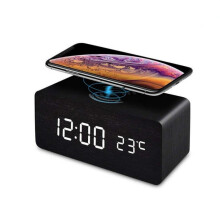 Digitaler LED Wecker mit kabellosem Laden - schwarz