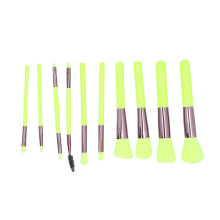 Silicone Bottom Protective Makeup Brush Kit Fine Fiber Bristles Ergonomic Handle Lightweight for Contouring Blending Highlighting Beginner Friendly