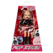 Bratz Pop Starz Cloe - Fashion Doll with Collectable Charm, Outfit and Music Accessories