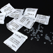 50 x 1g Packets of Silica Gel Sachets Desiccant Pouches Granules Y