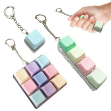 3Pcs Keyboard Fidget Toys Cool Finger Clicky Keyboard Keychain Keyboard Stress Relief for Kids Adult Fidget Toys Funny Fidget Keyring Fidget Keychain