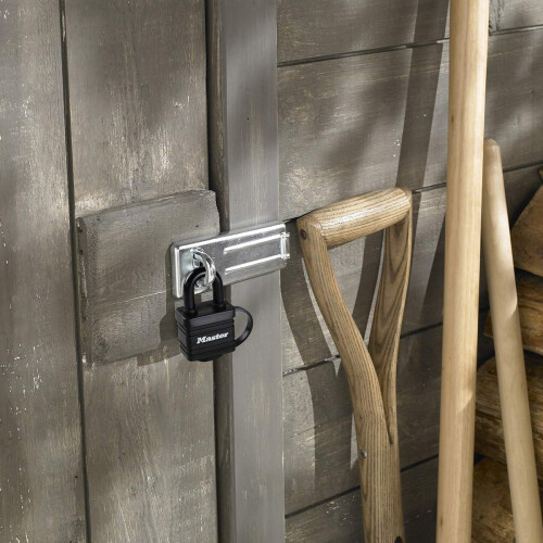 Master Lock Master Lock 7804EURD Laminated Padlock with Key and Thermoplastic Cove 1