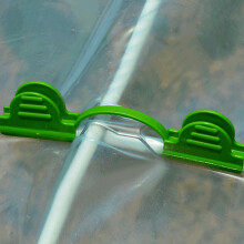 18 Fibreglass Rods & 12 Clips for Greenhouse Arch