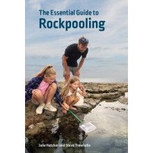 The Essential Guide to Rockpooling by Steve Trewhella Paperback Book