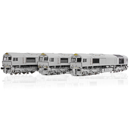 Bachmann Branchline 50-000 Class 66/0 66015 EWS 1