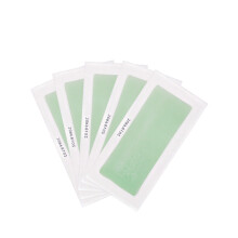 Bandes d'épilation rapides et efficaces, à la cire naturelle, adaptées à toutes les zones du corps, faciles à utiliser et à emporter en voyage.
