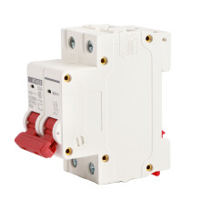Disyuntor miniatura DC500V con alta capacidad de ruptura, carcasa ignífuga, sistema magnético de extinción de arco y gran compatibilidad.