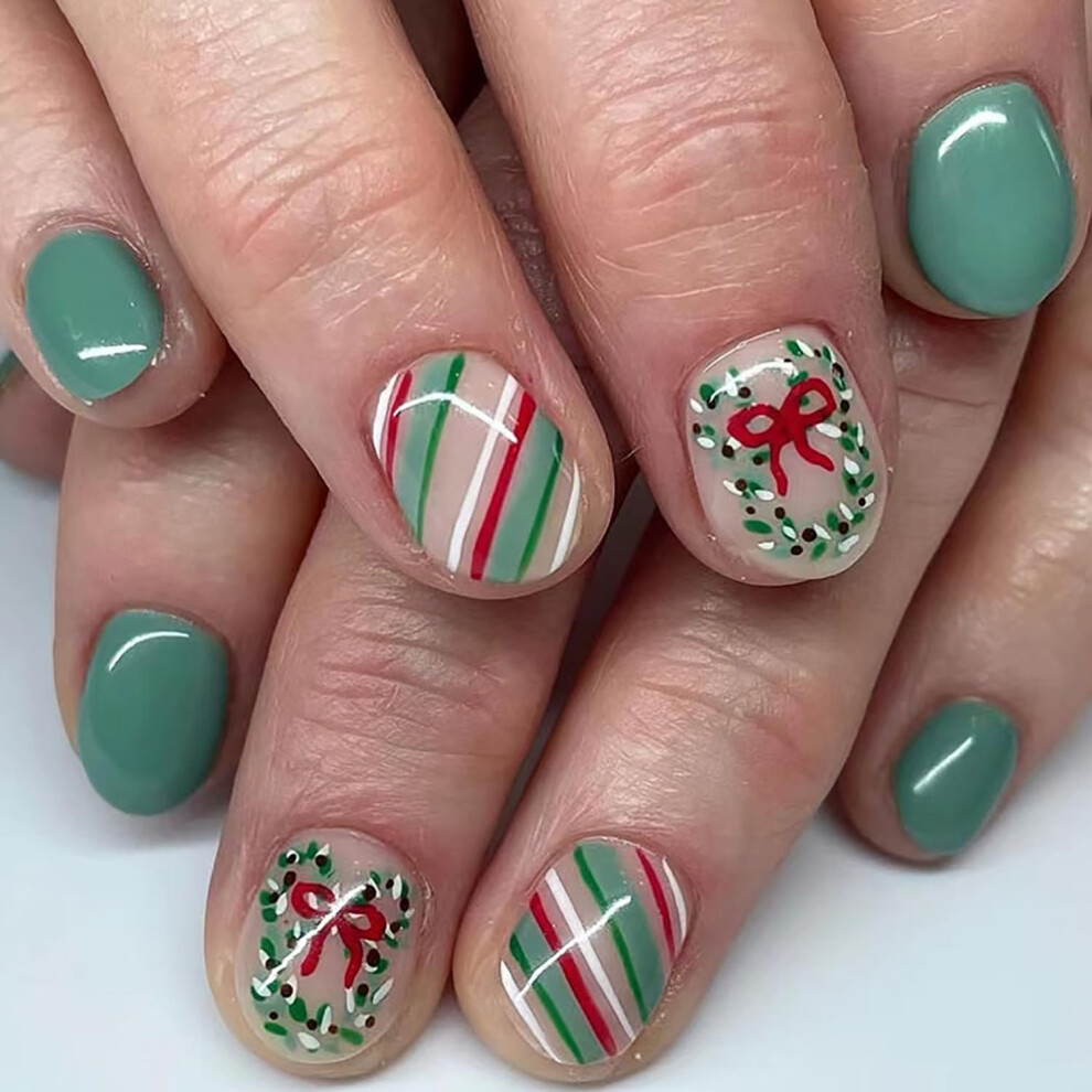 Green,Cream 24Pcs Short Oval Press On Nails Christmas Green Nude Acrylic Easy Home Manicure Longlasting Hold