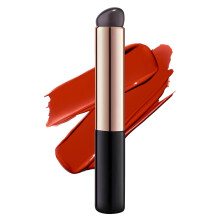 Silicone Lip Brush for Dark Lips Exfoliation, Compact Lip Scrub and Lipstick Applicator Black Gold Tube