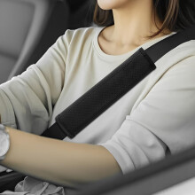 2PCS Leather Car Seat Belt Cover with Soft Sponge Cushion, Universal Shoulder Pad for Car SUV Truck