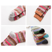 Warme Wollsocken im Retro-Design