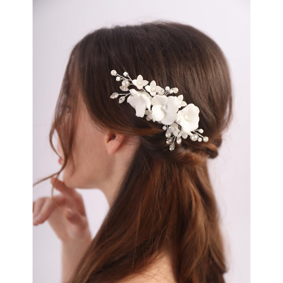 Bridal Hair Comb with Pearls and Crystals, Elegant Floral Wedding Headpiece for Women