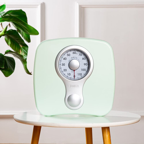 Analog Bathroom Scale with Large EasyRead Dial, NoBattery, Stable 30x32 cm Platform 1