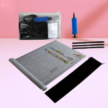Tragbare Filz-Puzzlematte 66x117 cm mit Stauraum & Luftpumpe