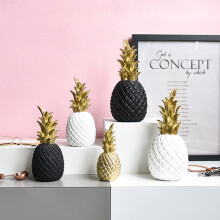 Nordeuropäische Harz-Pineapple-Schmuck für Wohnzimmerdekoration Weinschrank 12,5 Zoll
