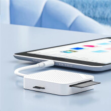 Multifunktionell Telefon OTG 4-i-1-Kortläsare Typ-C USB Media M2 SM XD Minneskortläsare Läser Samtidigt