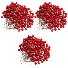 600 Szt. Holly Berries Sztuczne Jagody na Wieniec BożOnarodzeniowy Ozdoby Wieniec do Robienia Materiałów Dekoracyjnych na Imprezę