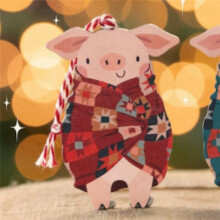 Pigs in Blankets Pendant Wooden Hanging Ornaments Cute Piglet Christmas Tree Decorations for Home Secret Santa Gift