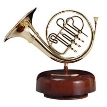 Franskt Horn Klassiska Instrument Pipa Musikdosa Hem Vinskåpsdekorationer Violin Gitarr Octave Box Hemdekoration