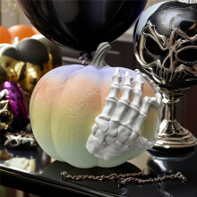 Halloween Dopamine Skull Hand Pumpkin Carving Statue Gothic Style Decorative Resin Desktop Accessory Decor