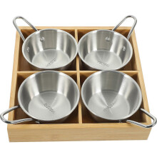 1 Set of Metal Food Serving Plate Hot Pot Food Plate with Wood Base for Restaurant