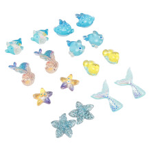 16 piezas de dijes de resina de animales marinos - multicolor