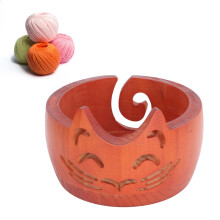 Wooden Yarn Bowl with Cute Cat Design, Compact Knitting Organizer for Crochet Accessories, 16cm