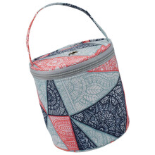 Waterproof Yarn Storage Bag with Tangle Feeder for Knitting and Crochet Travel Projects