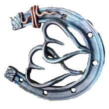 Handgefertigtes Hufeisen, Gegossenes Hufeisen-Wanddekor, Glückshufeisen, Handgegossenes Hufeisen mit Liebe-Wanddekor A
