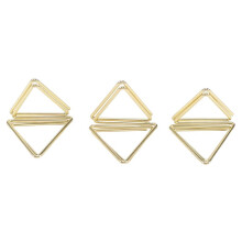 30Pcs Triangle Shape Card Holders Wedding Table Number Holders Photo Holder Pictures Stand Clips for Anniversary Party