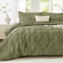 Set copripiumino matrimoniale da 7 pezzi con pieghe, colore verde oliva, adatto a tutte le stagioni, completo di biancheria da letto.